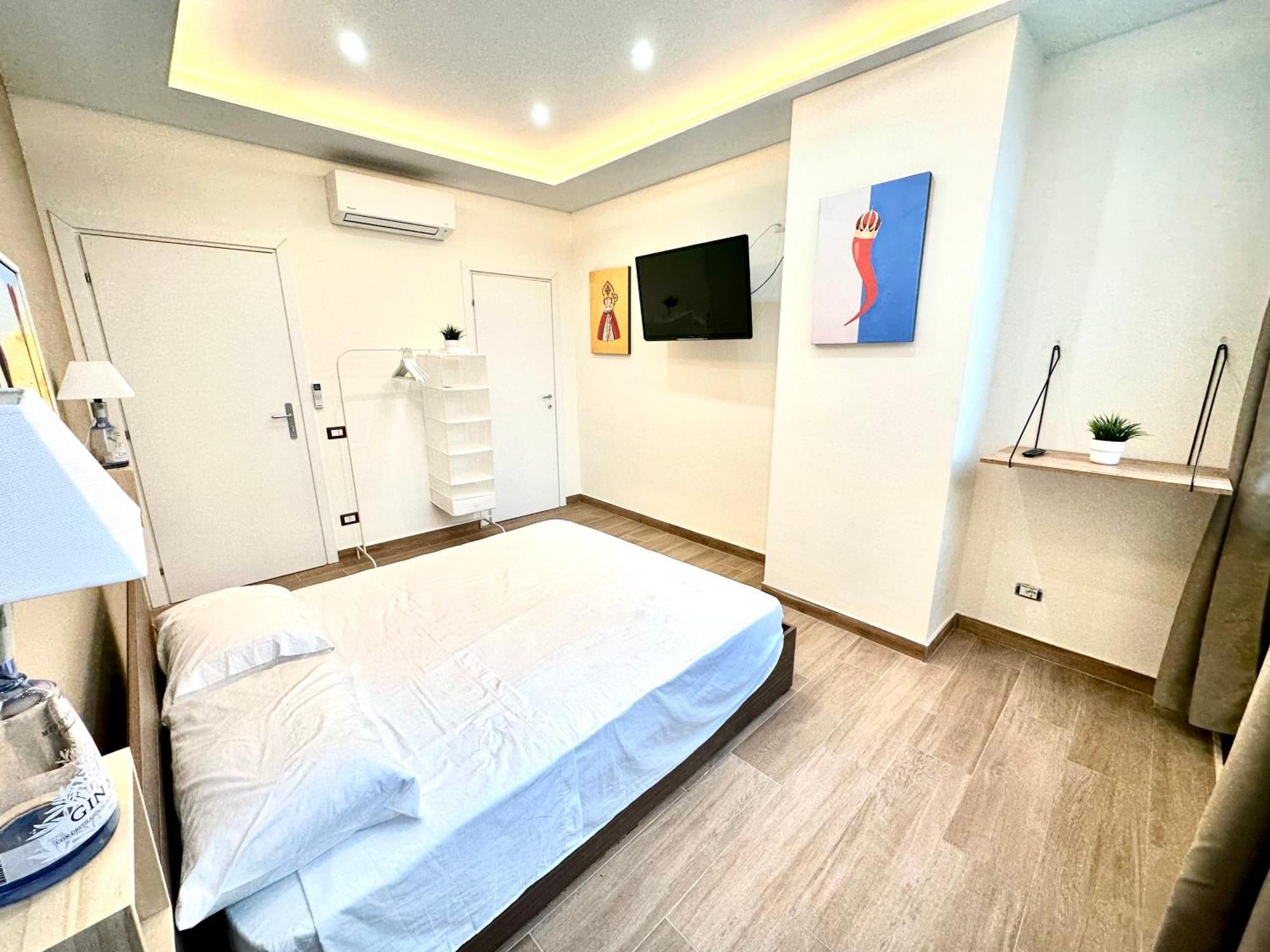 Vespucci Rooms نابولي المظهر الخارجي الصورة