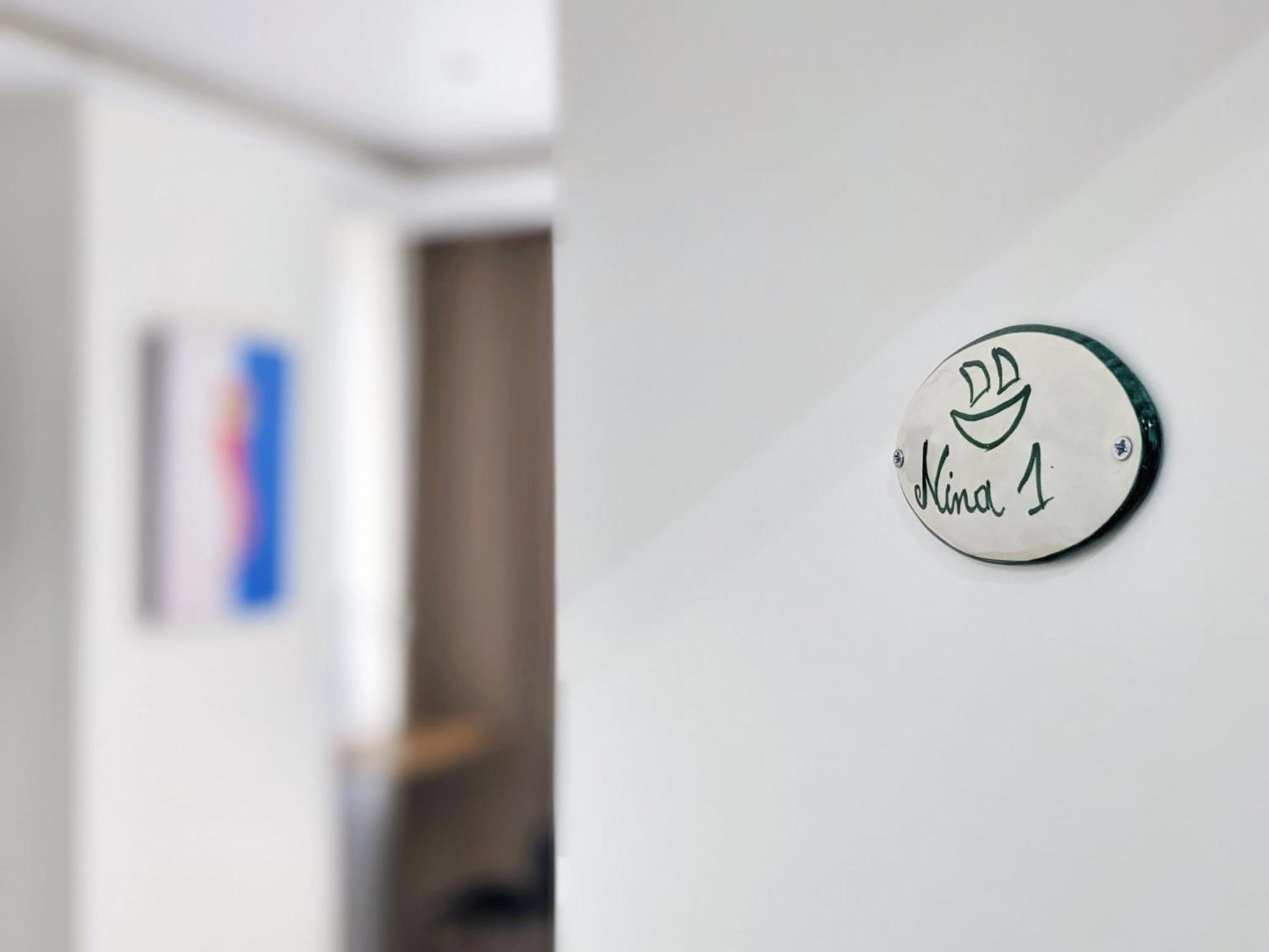 Vespucci Rooms نابولي الغرفة الصورة