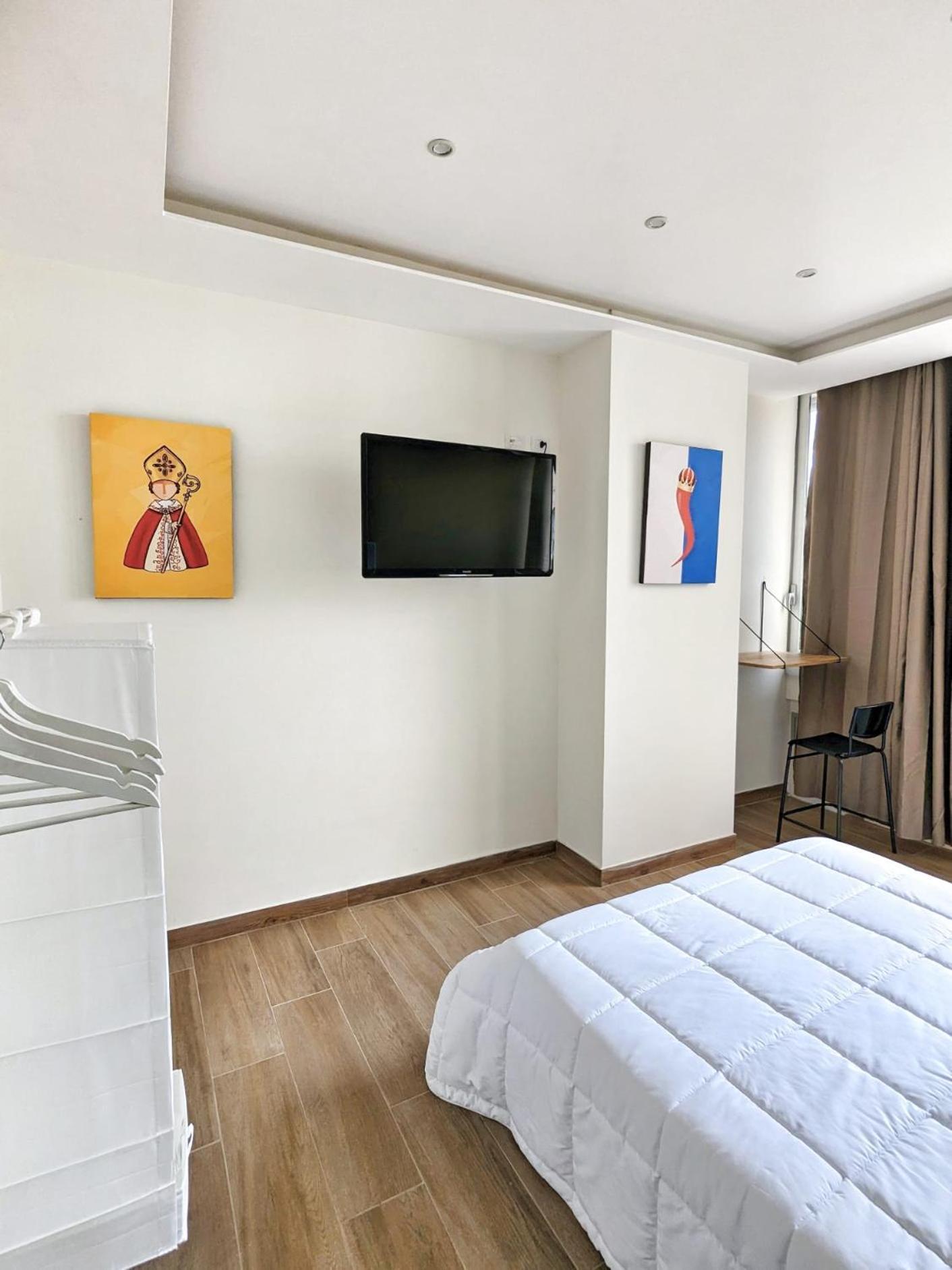 Vespucci Rooms نابولي الغرفة الصورة
