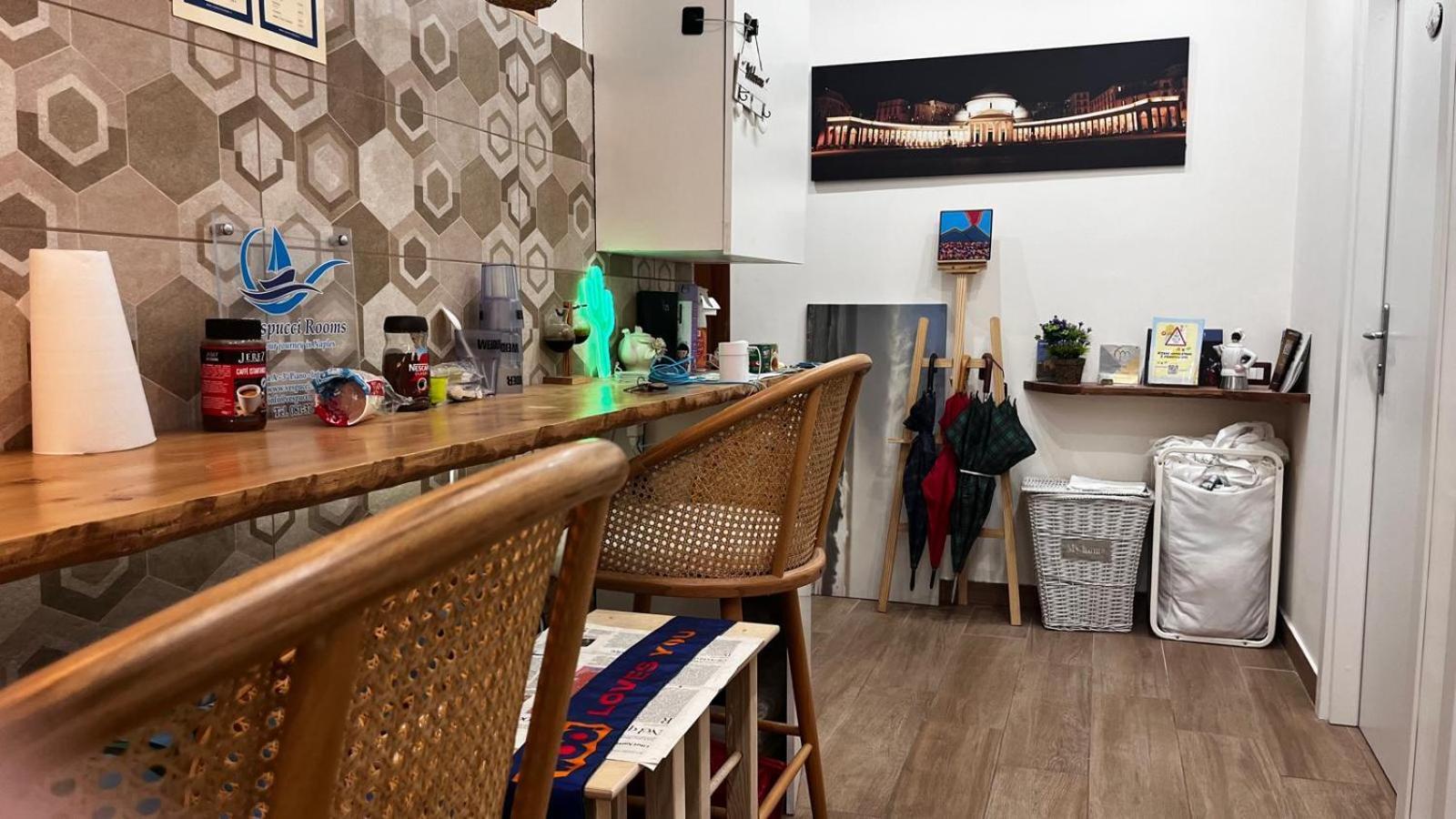Vespucci Rooms نابولي المظهر الخارجي الصورة
